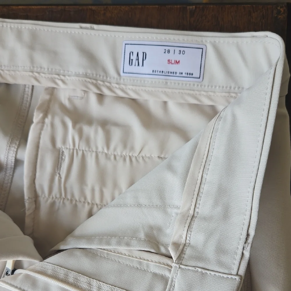 GAP Slim Fit Soft Stretch Khaki Pants